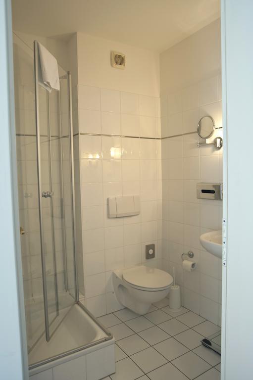 Isselhorster Landhaus ギュータースロー 部屋 写真